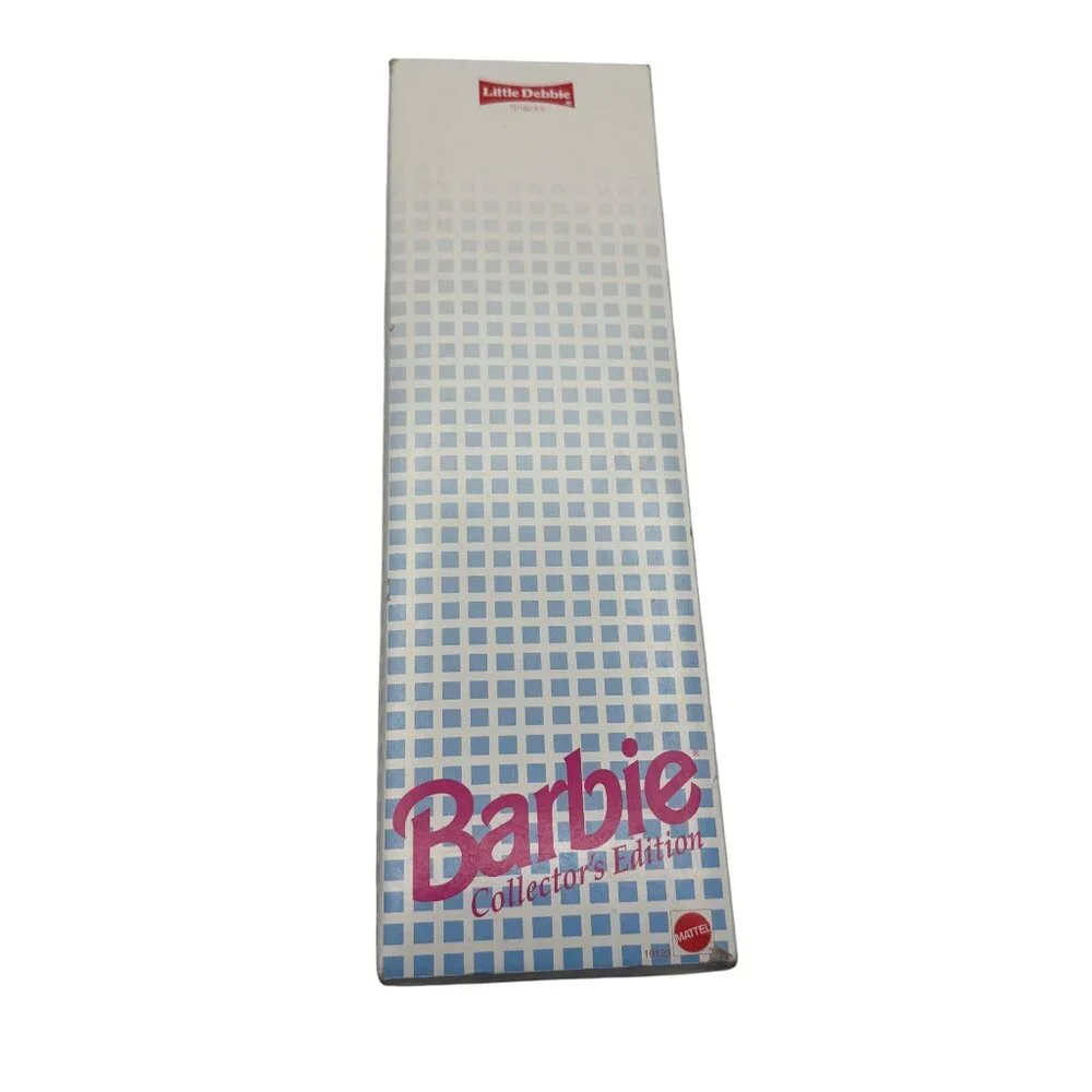 Little Debbie Barbie Collectors Edition Doll Blue Gingham Dress Mattel 1993 Box